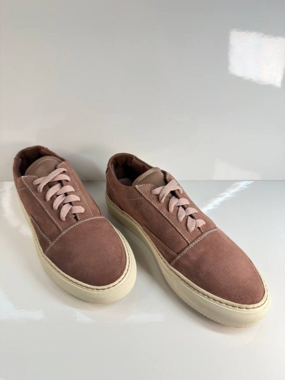 Common Projects Suede Sneakers – Women’s Size 39 – Made in Italy - Picture 3 of 16